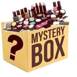 Makeup/Beauty Mystery Box/Bundle!